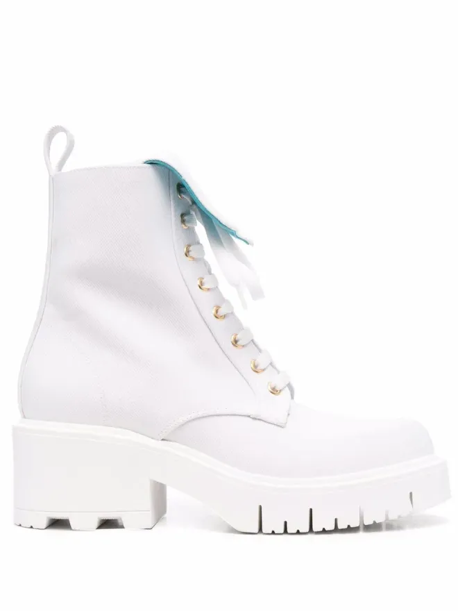 Chiara Ferragni Chiara Ferragni ロゴエンボス レースアップブーツの商品画像