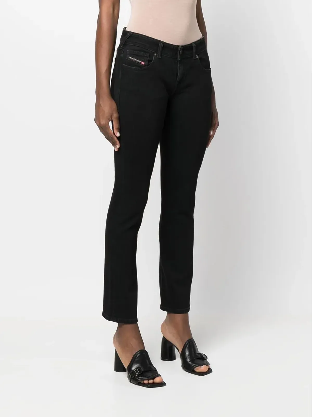 Diesel ローライズフレアクロップジーンズ - ブラック - 画像3