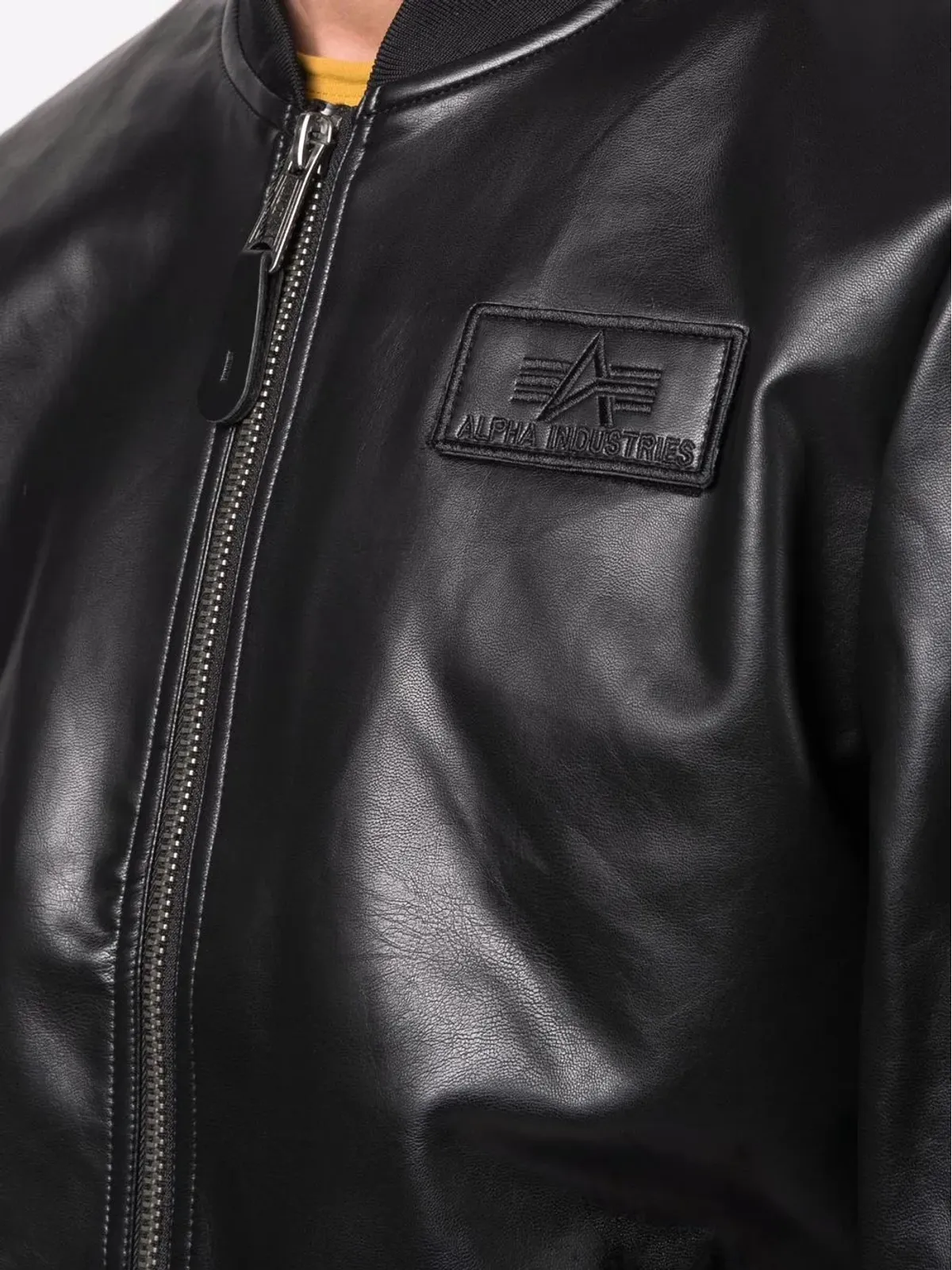 Alpha Industries ロゴパッチ付きフェイクレザー ボンバージャケット - 画像5