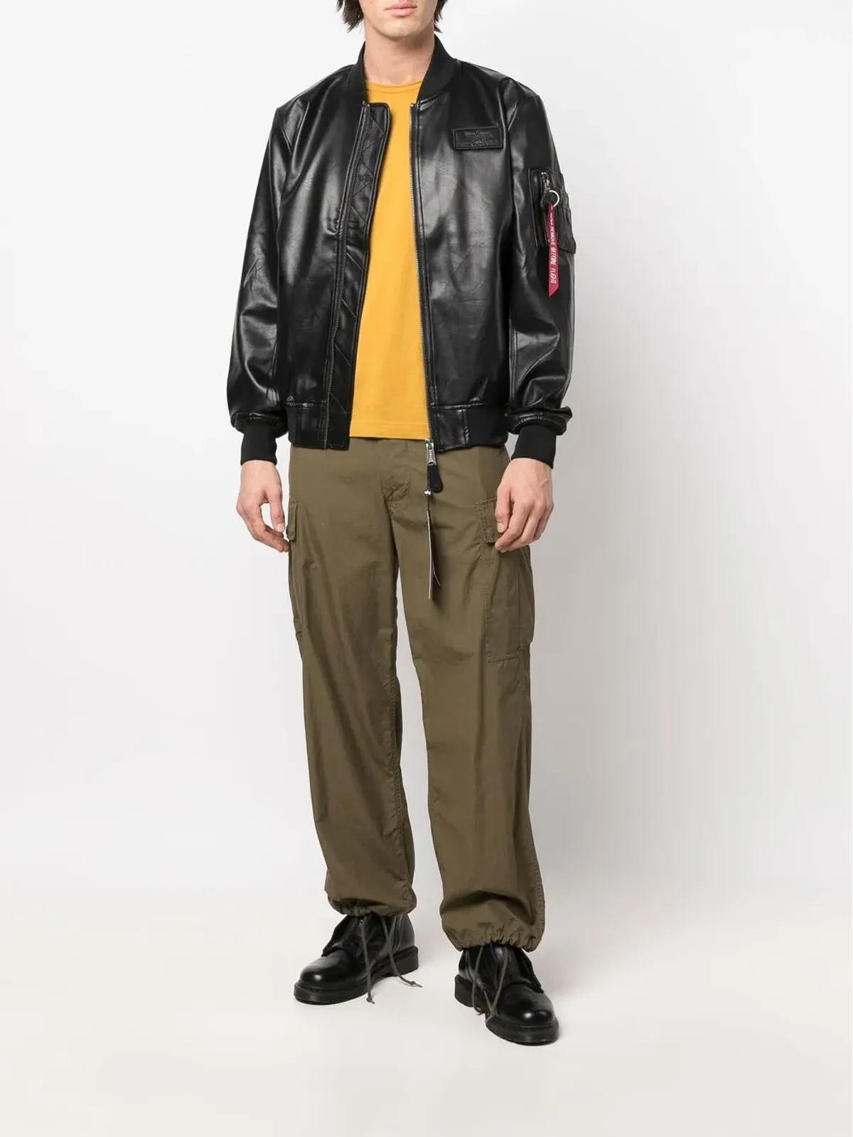 Alpha Industries ロゴパッチ付きフェイクレザー ボンバージャケット - 画像2