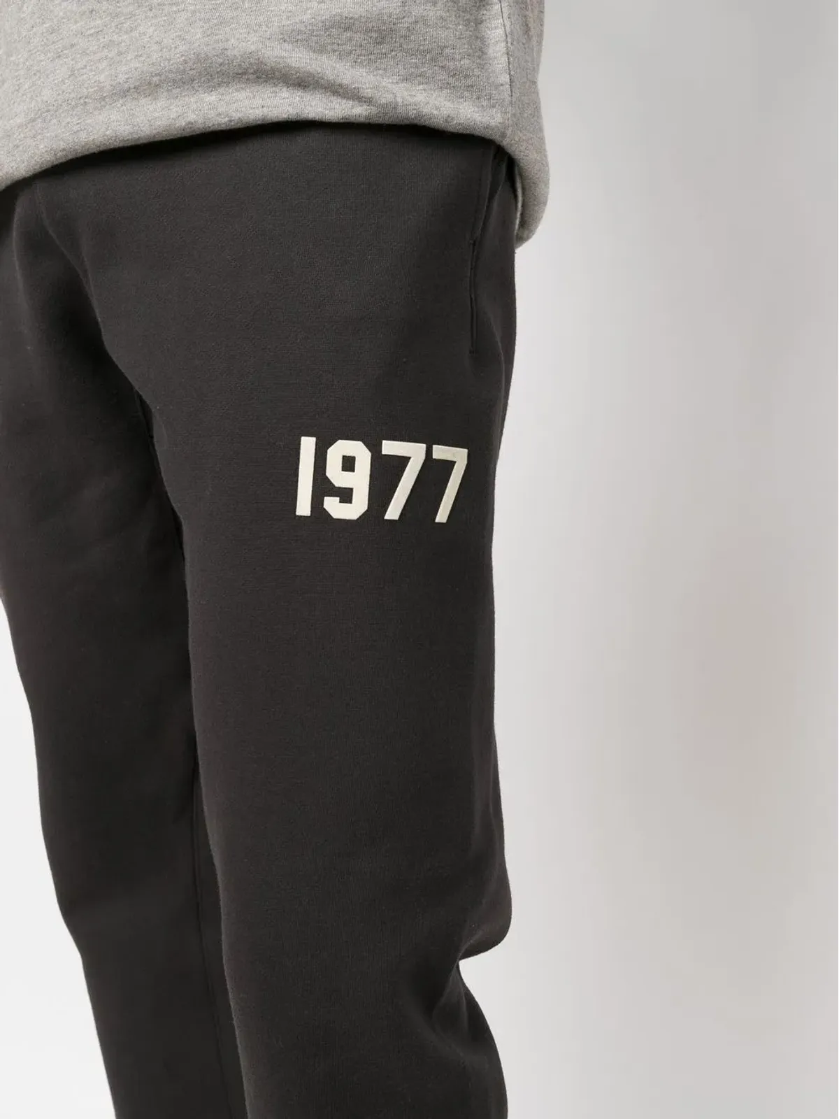 FEAR OF GOD ESSENTIALS スリムカット・トラックパンツ - グレー - 画像5