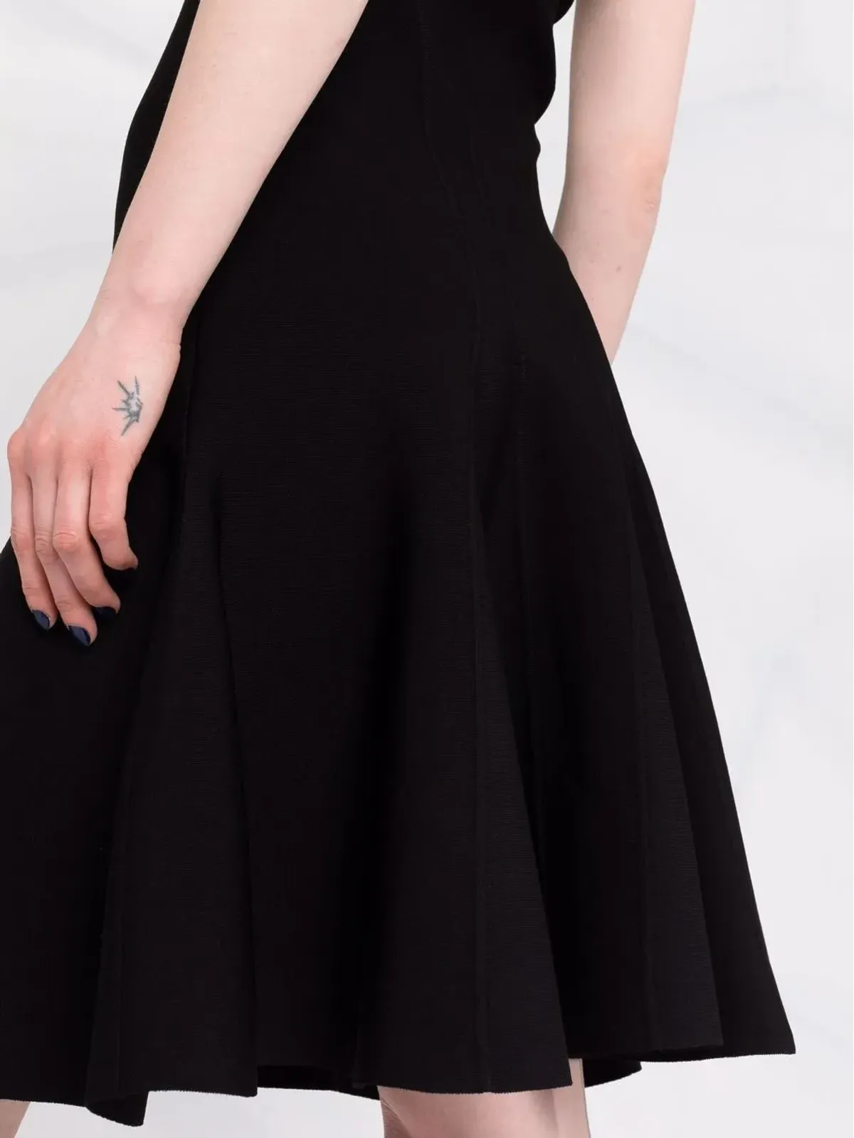 Alexander McQueen フルーテッド ミニドレス - 画像5