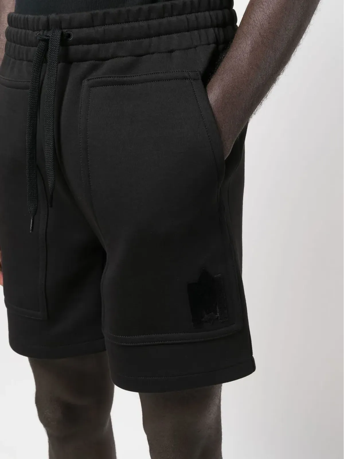 Mackage ロゴパッチ ドローストリングショーツ - 画像5
