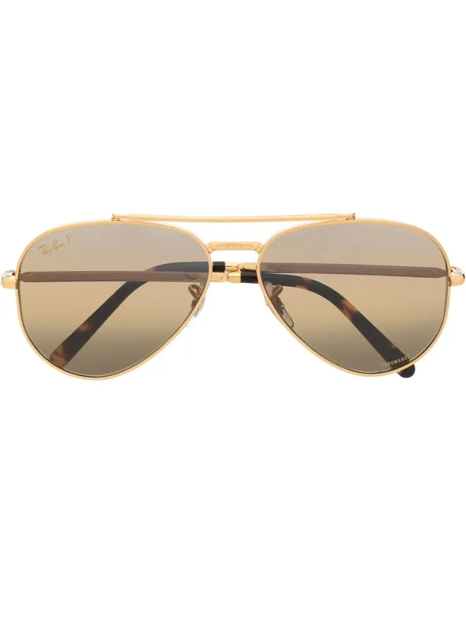 Ray-Ban Ray-Ban ミラーレンズのアビエータサングラスの商品画像