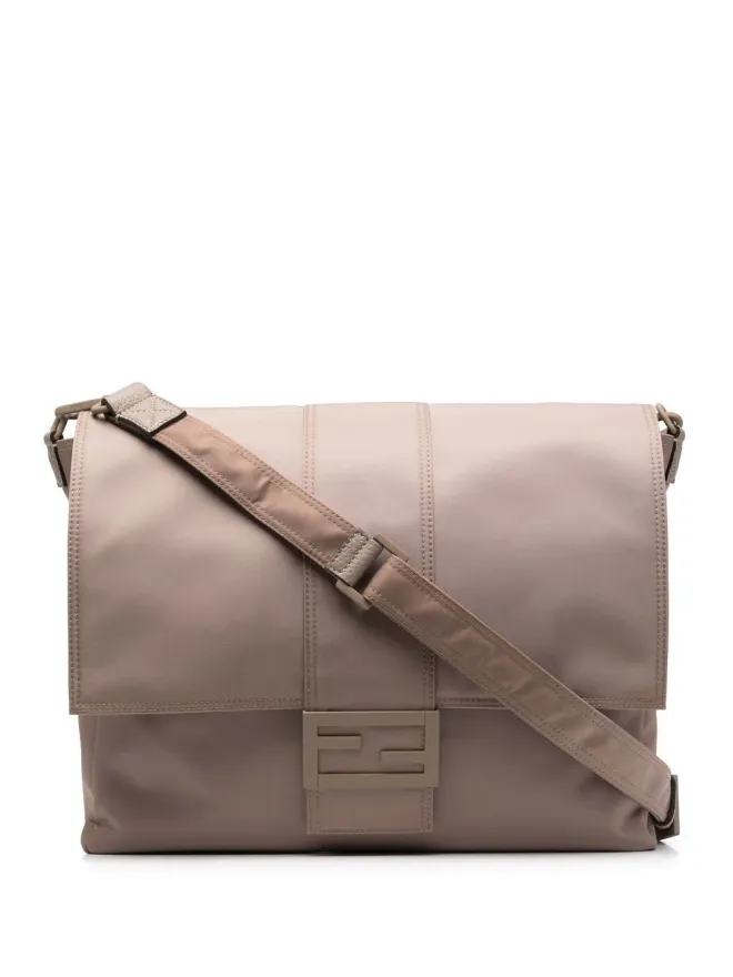 Fendi FENDI バゲット メッセンジャーバッグの商品画像
