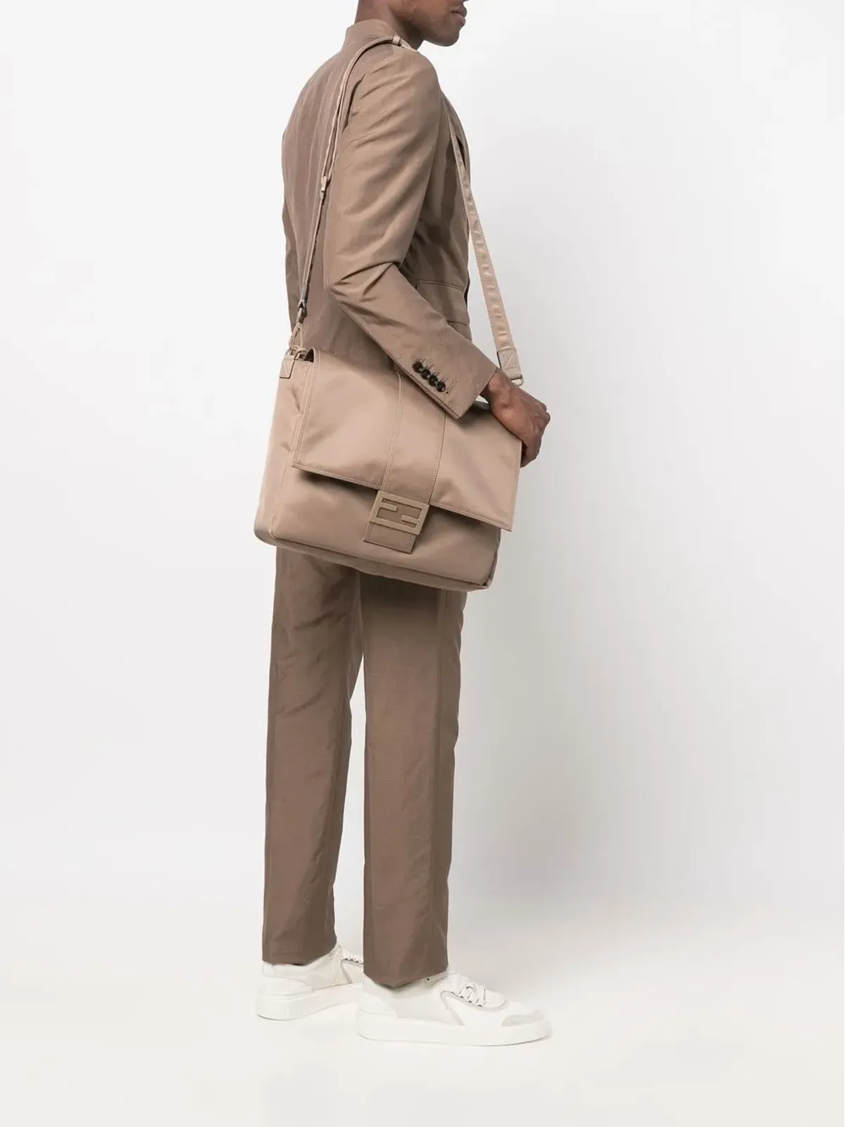 FENDI バゲット メッセンジャーバッグ - 画像2