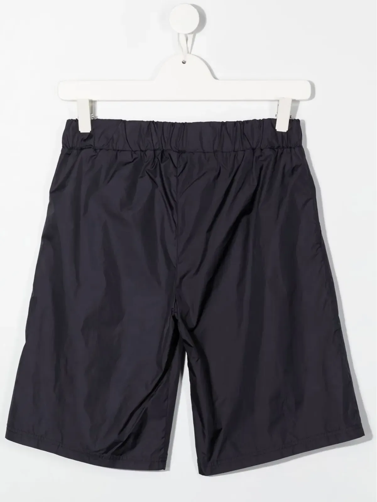 Moncler Enfant ロゴパッチ テックショーツ - 画像2