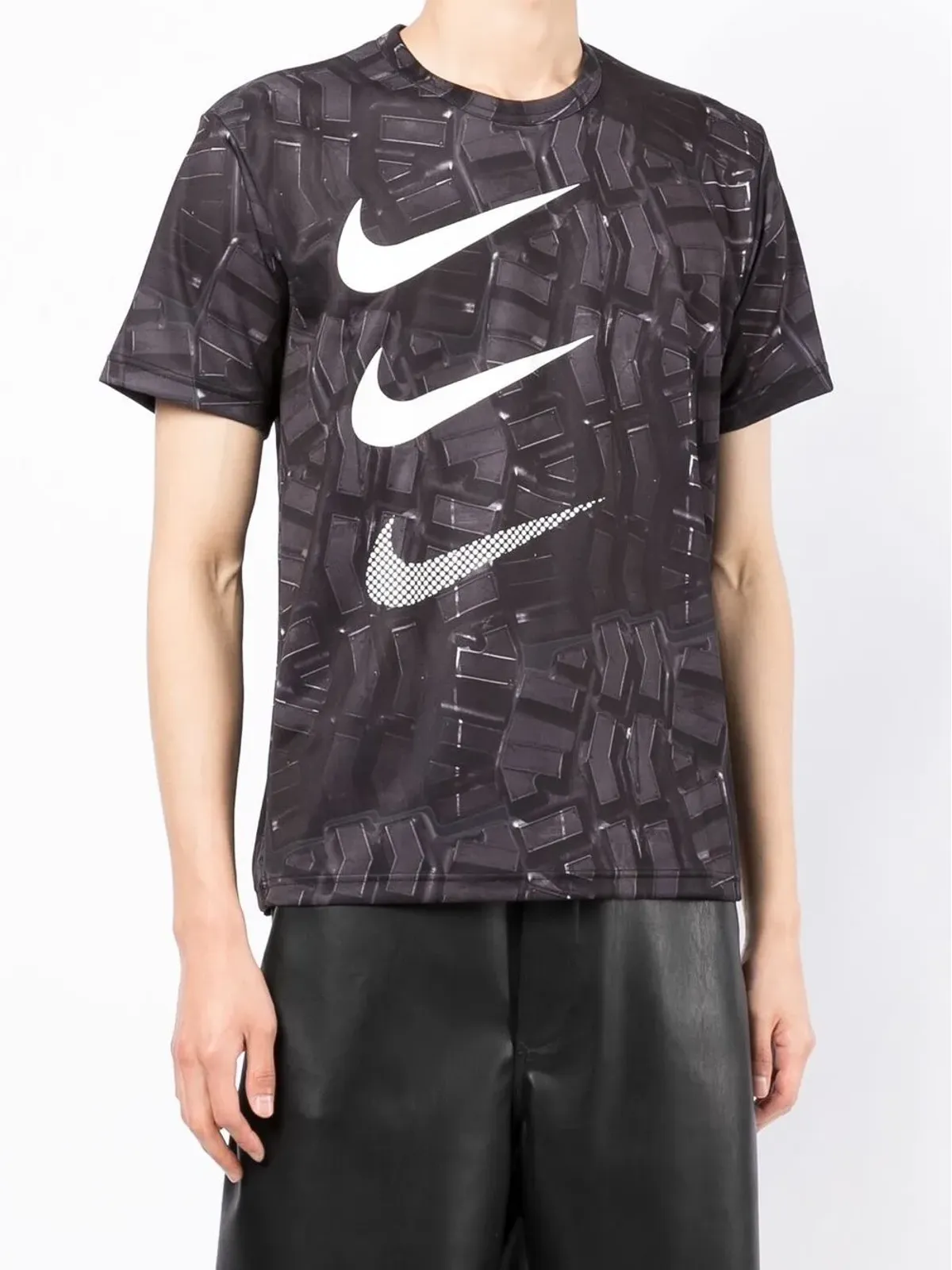 Black Comme Des Garçons スウッシュプリント グラフィックTシャツ - 画像4
