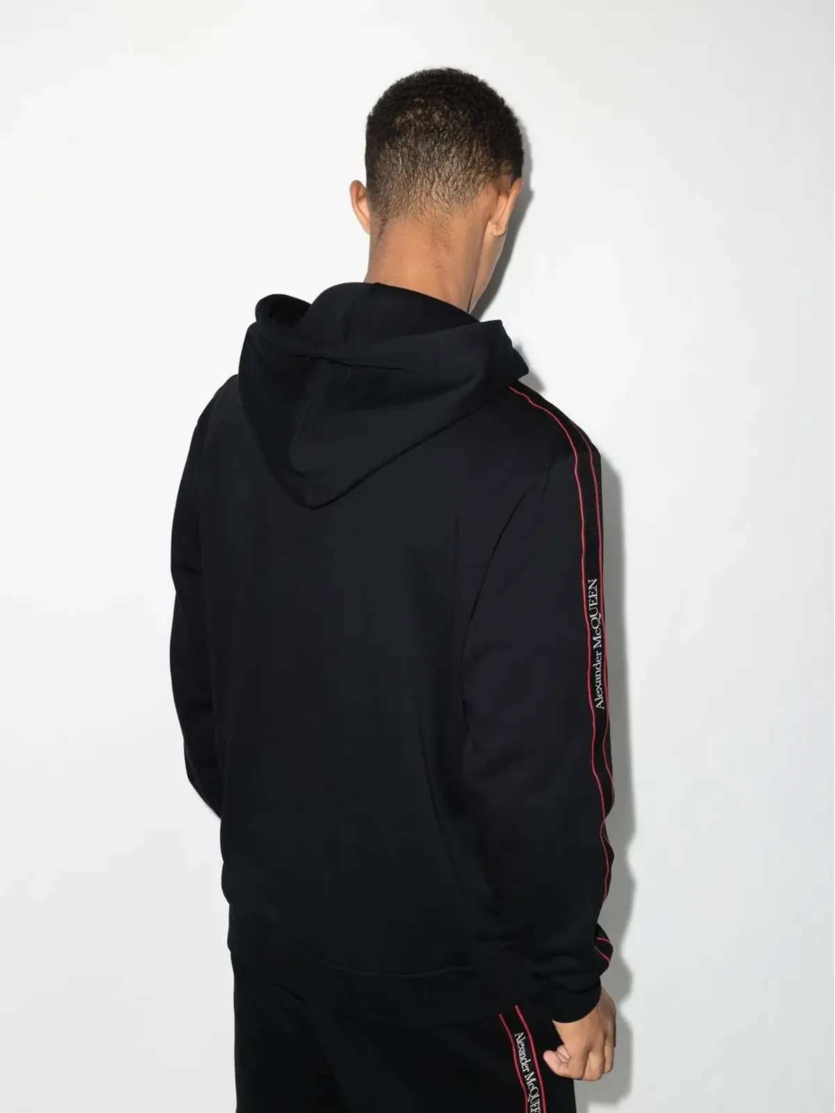 Alexander McQueen ロゴテープ ジップアップフーディ - ブラック - 画像3
