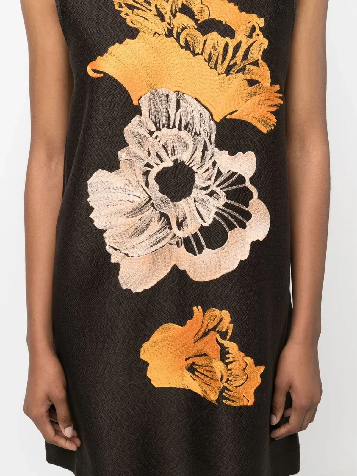 Ferragamo 刺繍花柄ディテールドレス - 画像5