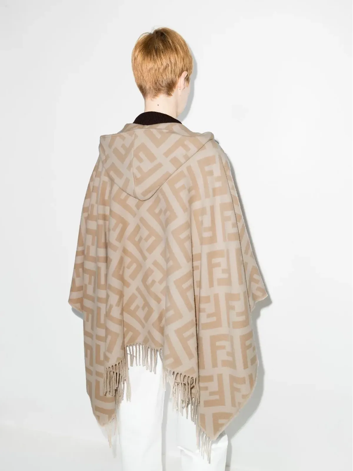 FENDI FFロゴ インターシャ カシミヤ ポンチョ - 画像3