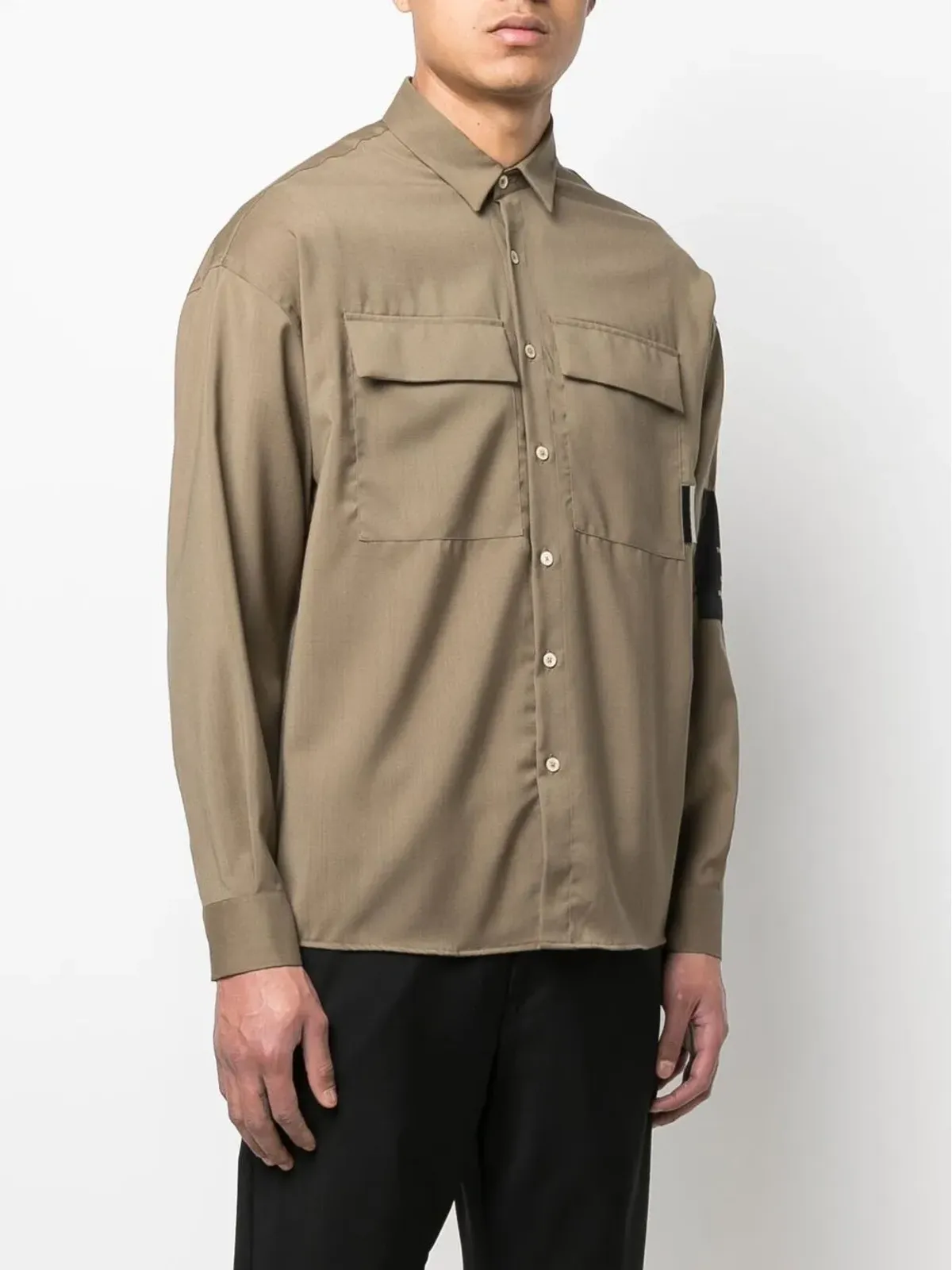 Low Brand ロゴパッチ袖ディテール シャツ - 画像3