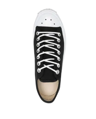 Acne Studios コントラストつま先キャップのロー・トップスニーカー - サムネイル4