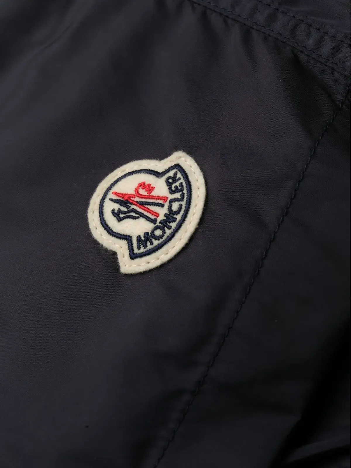 Moncler ロゴパッチ水着ショーツ - 画像3