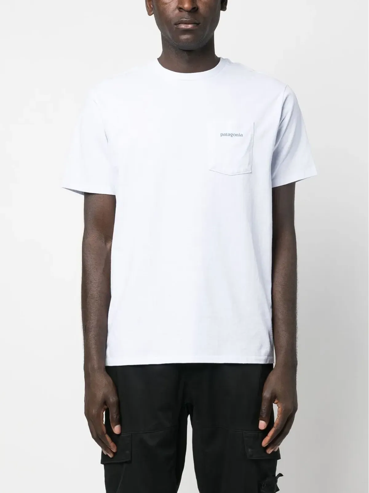 Patagonia パッチポケット付きパフォーマンスTシャツ - 画像3