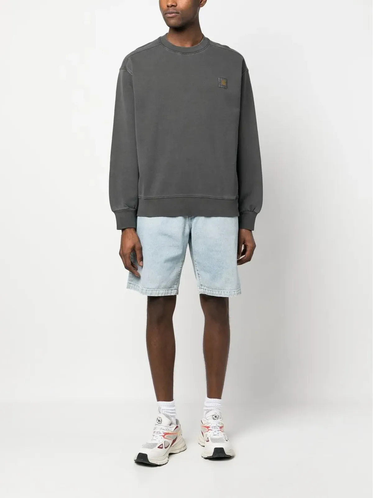 Carhartt WIP ロゴパッチ付きコットン スウェットシャツ - 画像2