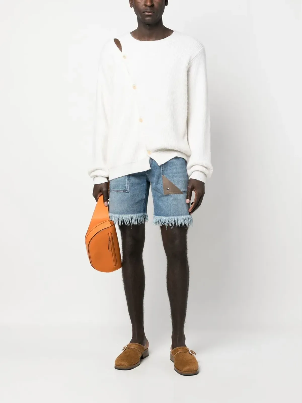 FENDI デニムショーツ（ダメージ加工・ブルー） - 画像2