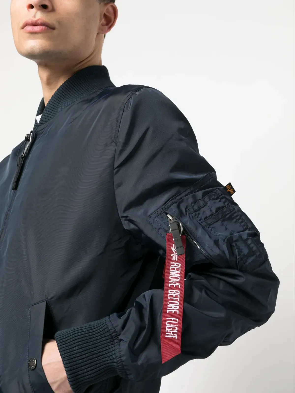Alpha Industries MA-1 TT ボンバー ジャケット - 画像5