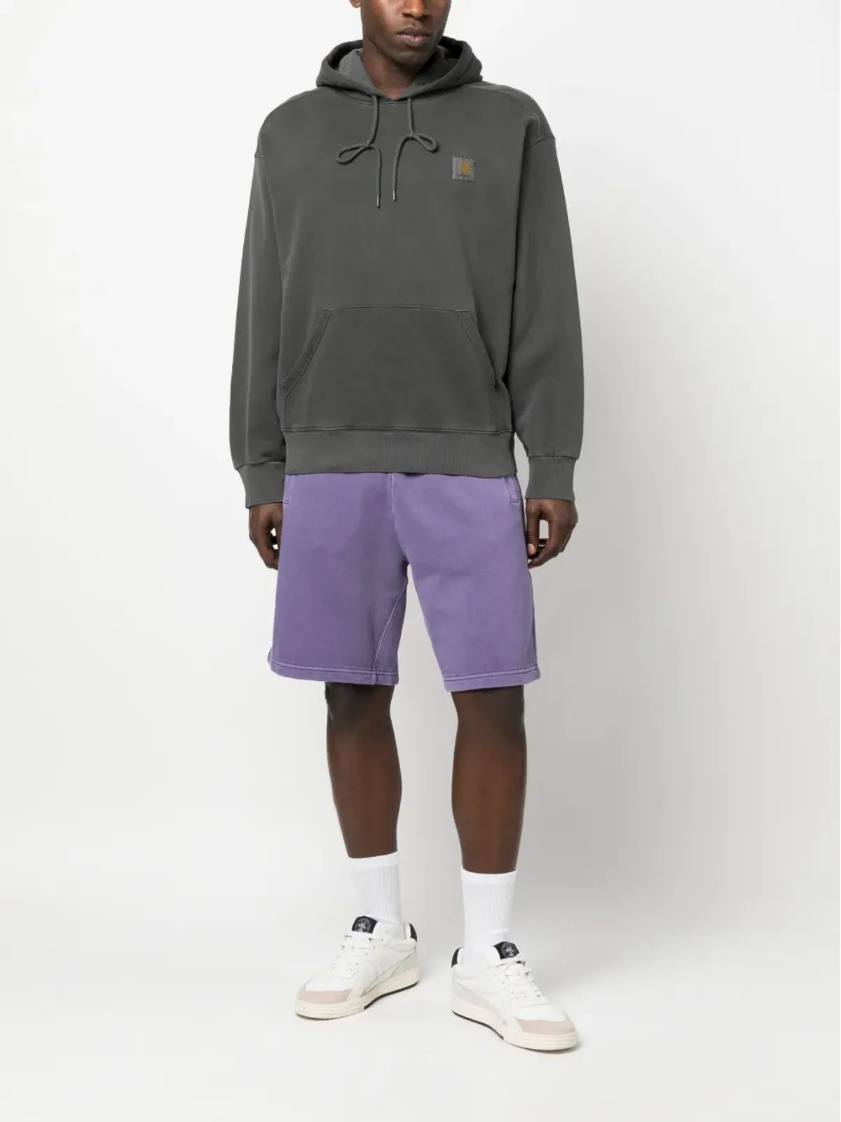Carhartt WIP ネルソン ロゴパッチ フーディー - 画像2