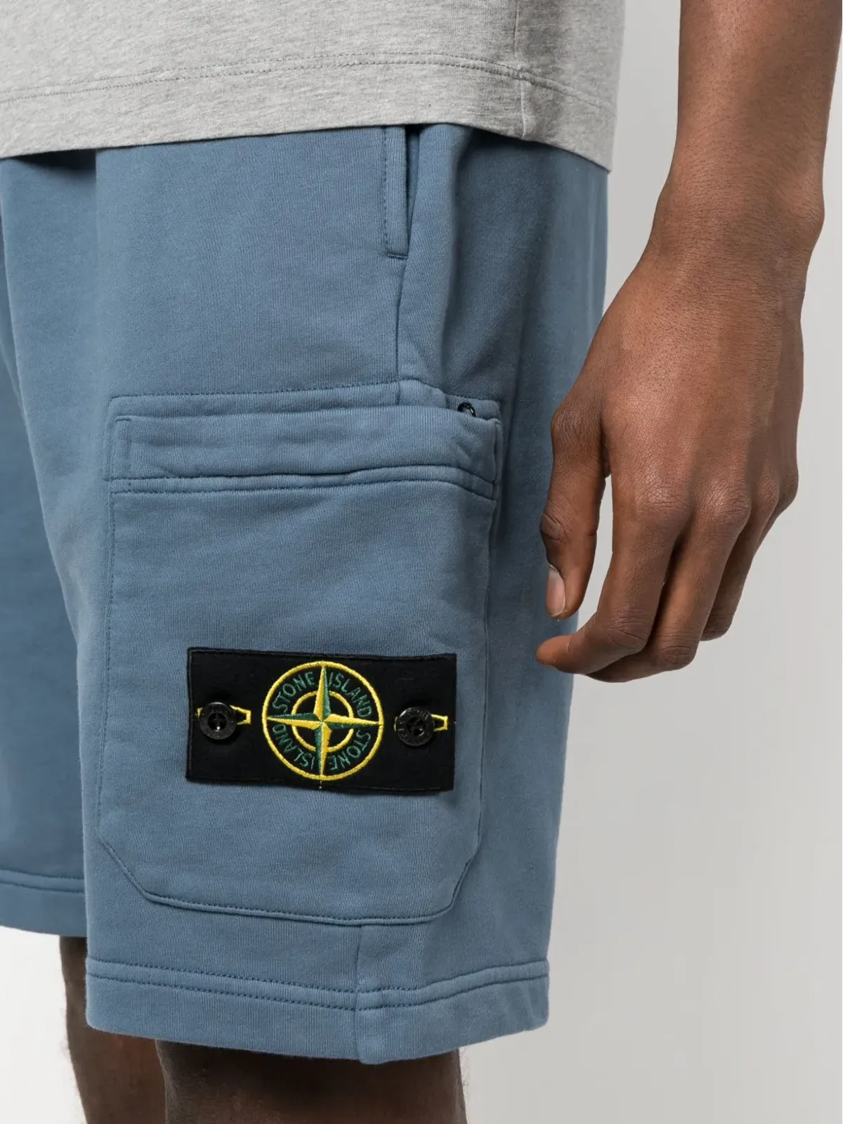Stone Island ロゴパッチディテールショーツ - 画像5