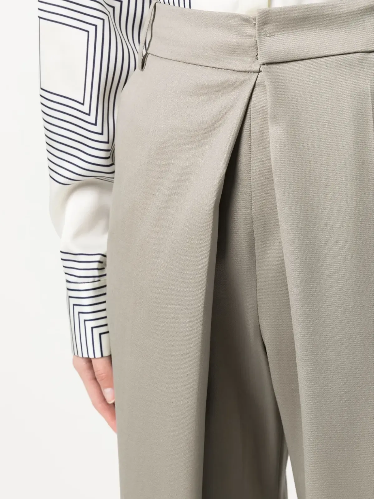 Low Classic インバーテッドプリーツディテールパンツ - 画像5