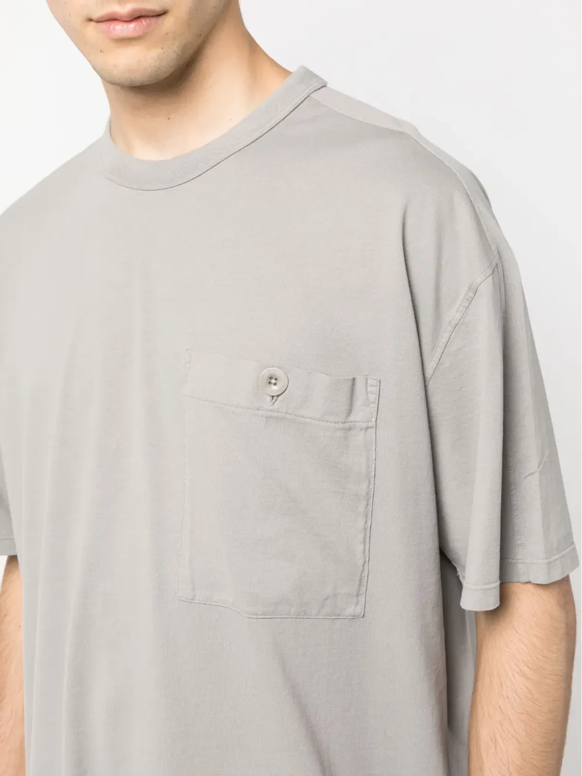 Ten C グレー ロゴパッチ クルーネック Tシャツ - 画像5