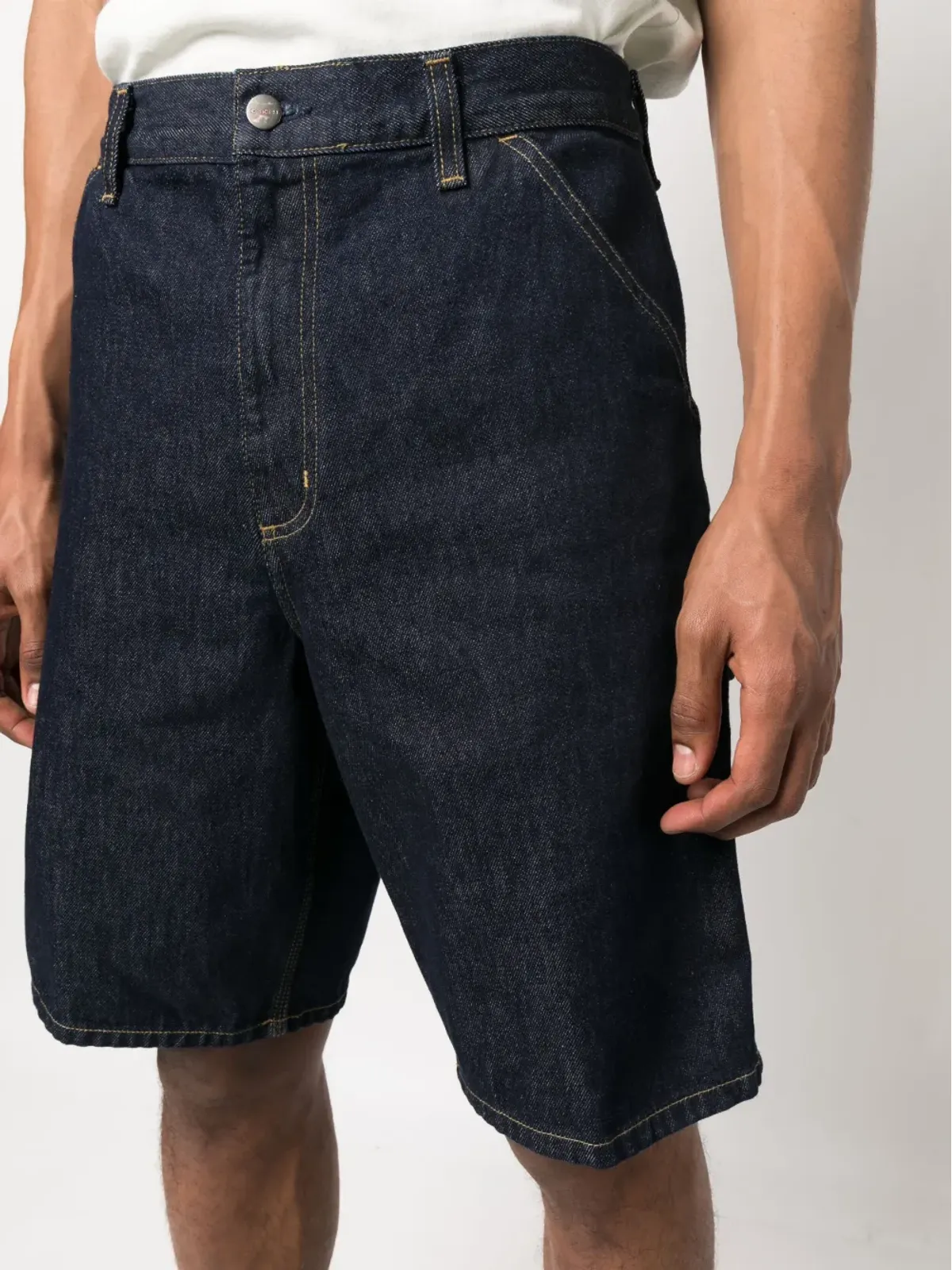 Carhartt WIP ロゴパッチ付きデニムカーゴショーツ - 画像5