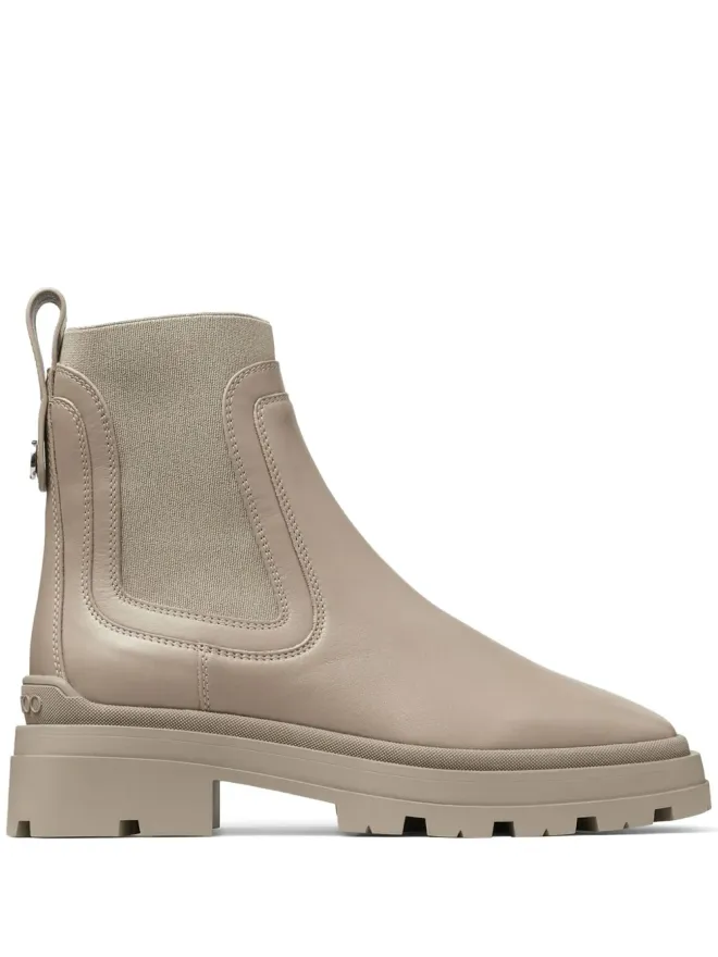 Jimmy Choo Jimmy Choo Veronique ロゴプレート ブーツの商品画像