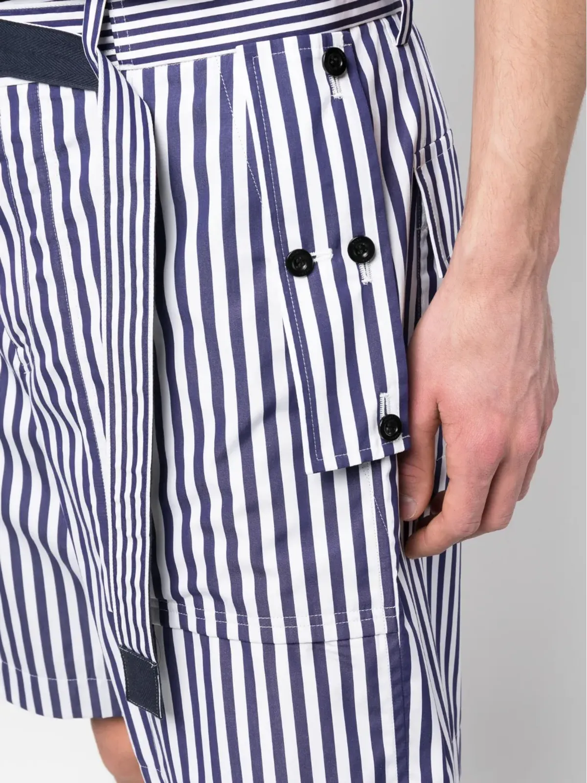 sacai 縦ストライプ柄コットンショーツ - 画像5