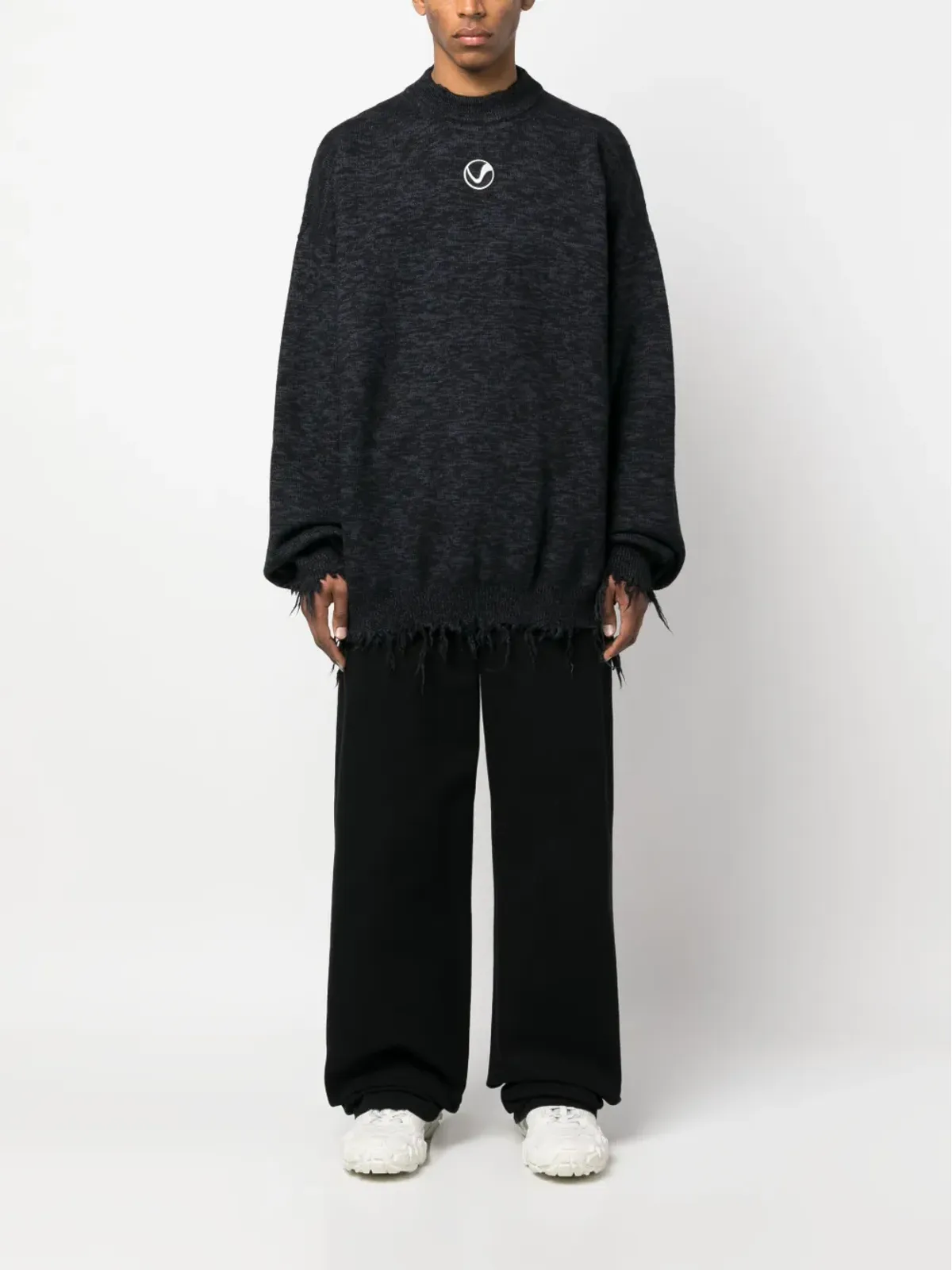 VETEMENTS embroidered-logo long-sleeve sweatshirt - Black - 画像2