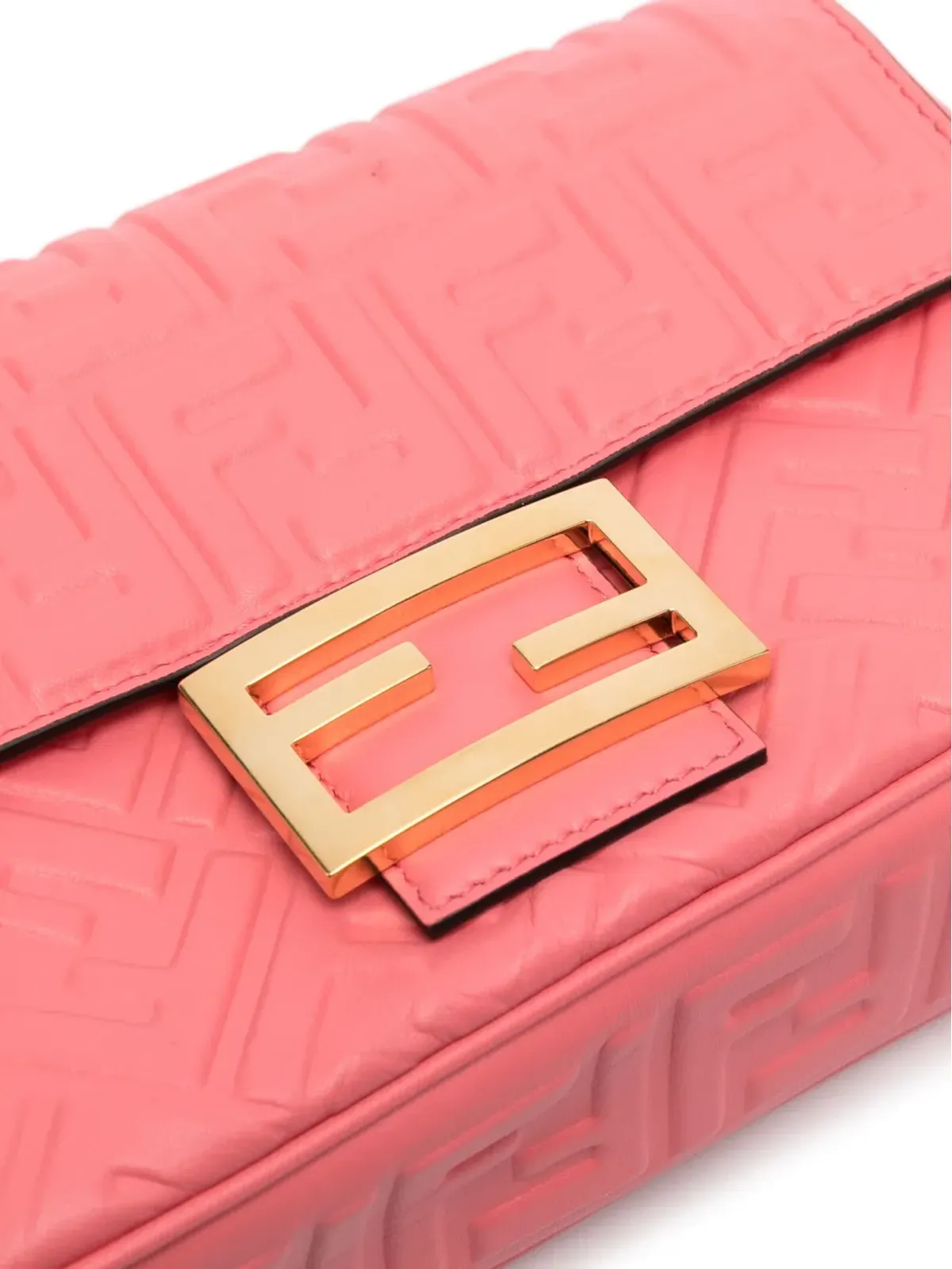 FENDI ピンクのバゲットチェーンショルダーバッグ - 画像5