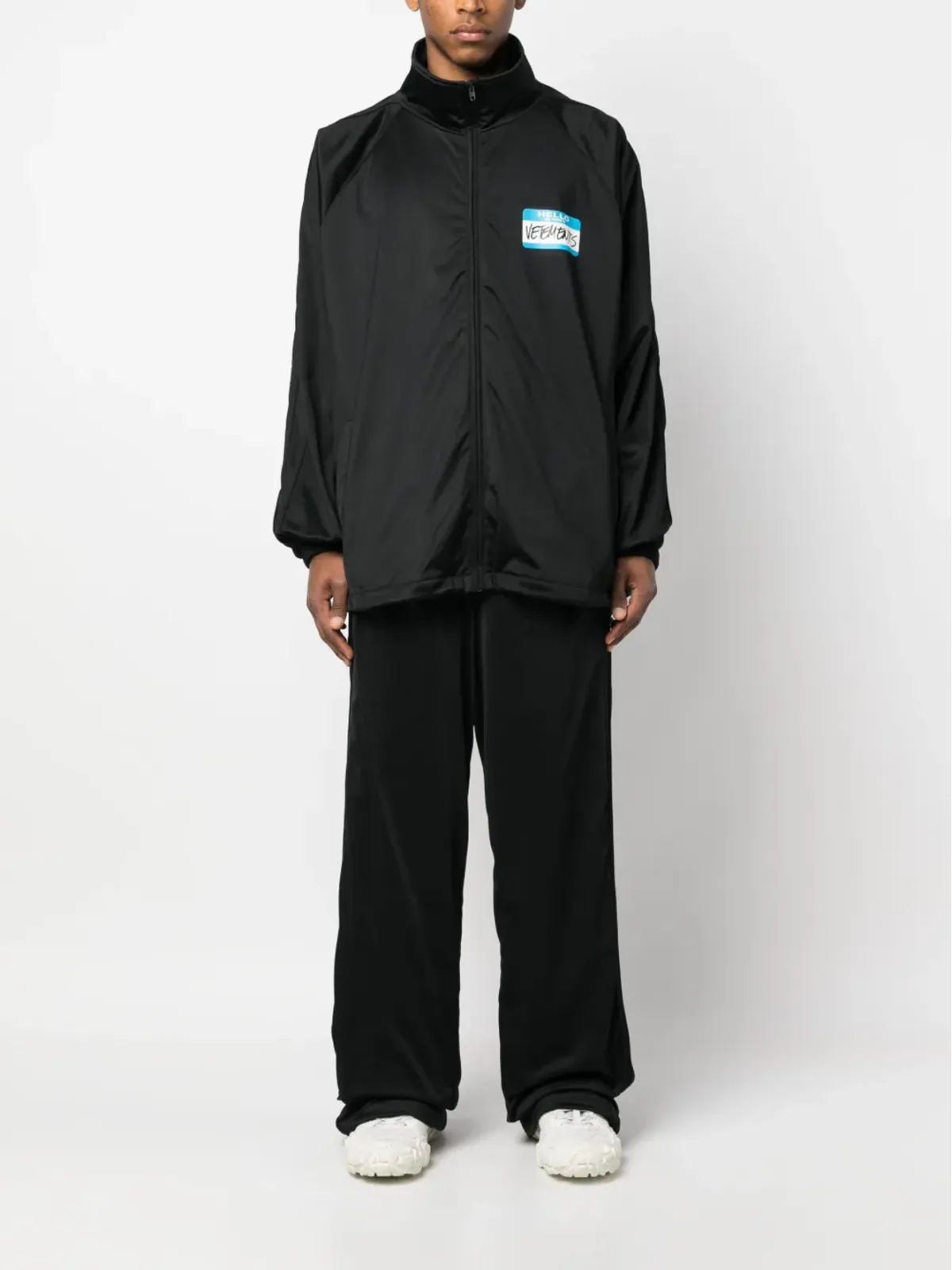 VETEMENTS ロゴプリント ワイドレッグパンツ - 画像2