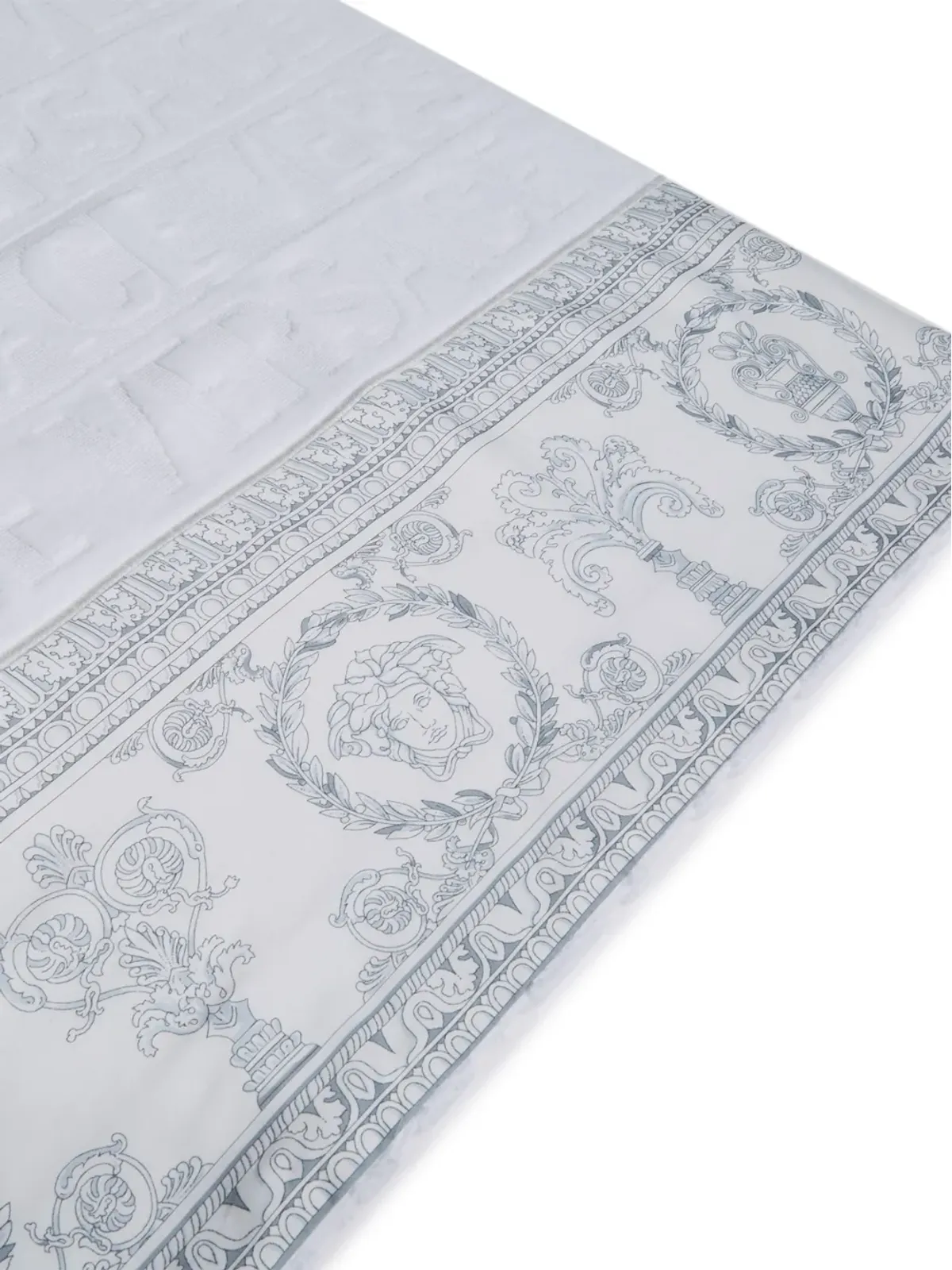 Versace I Love Baroque face towel - 画像3