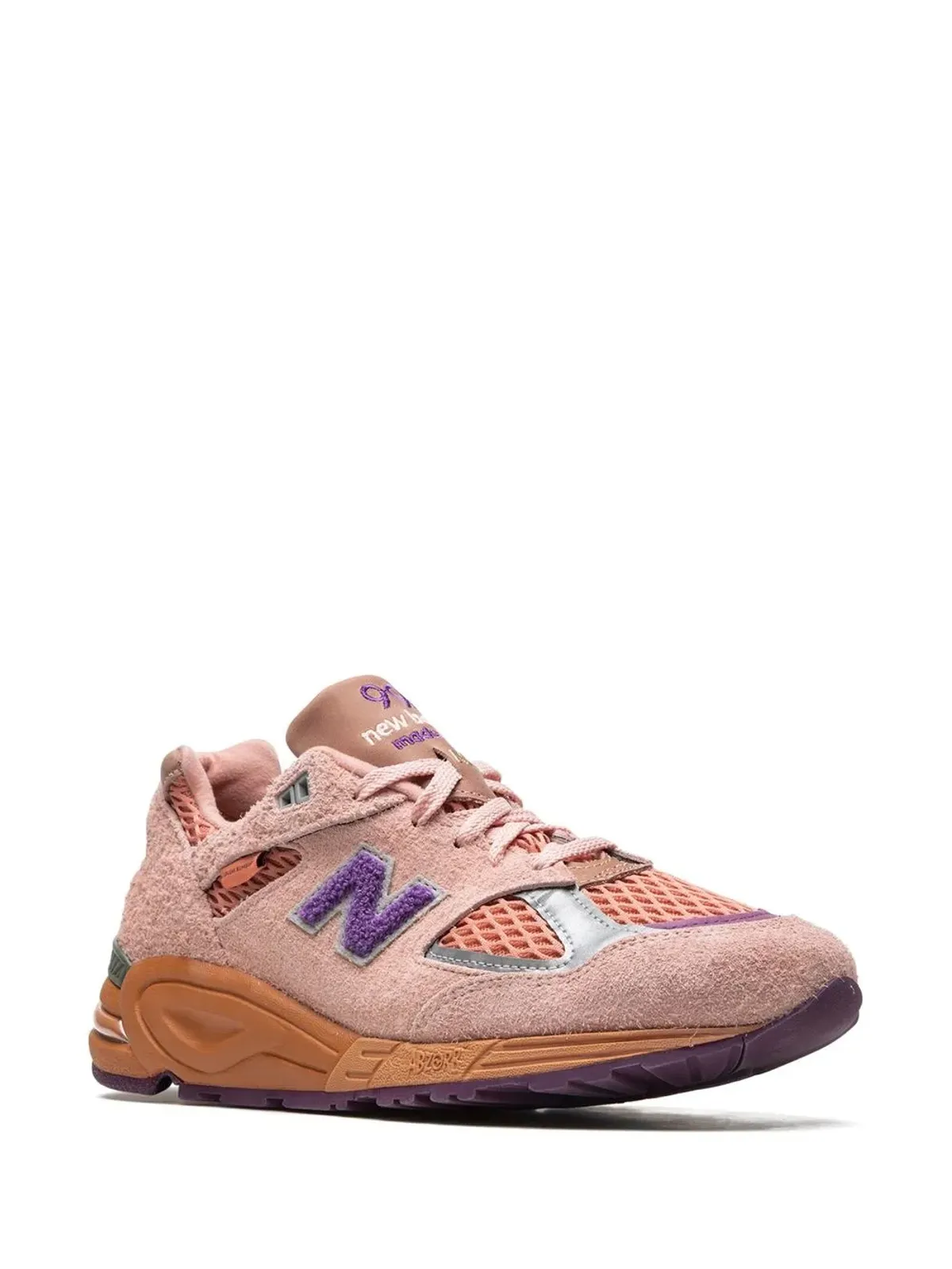 New Balance x Salehe Bembury 990v2『Sand Be The Time』スニーカー（ピンク） - 画像2