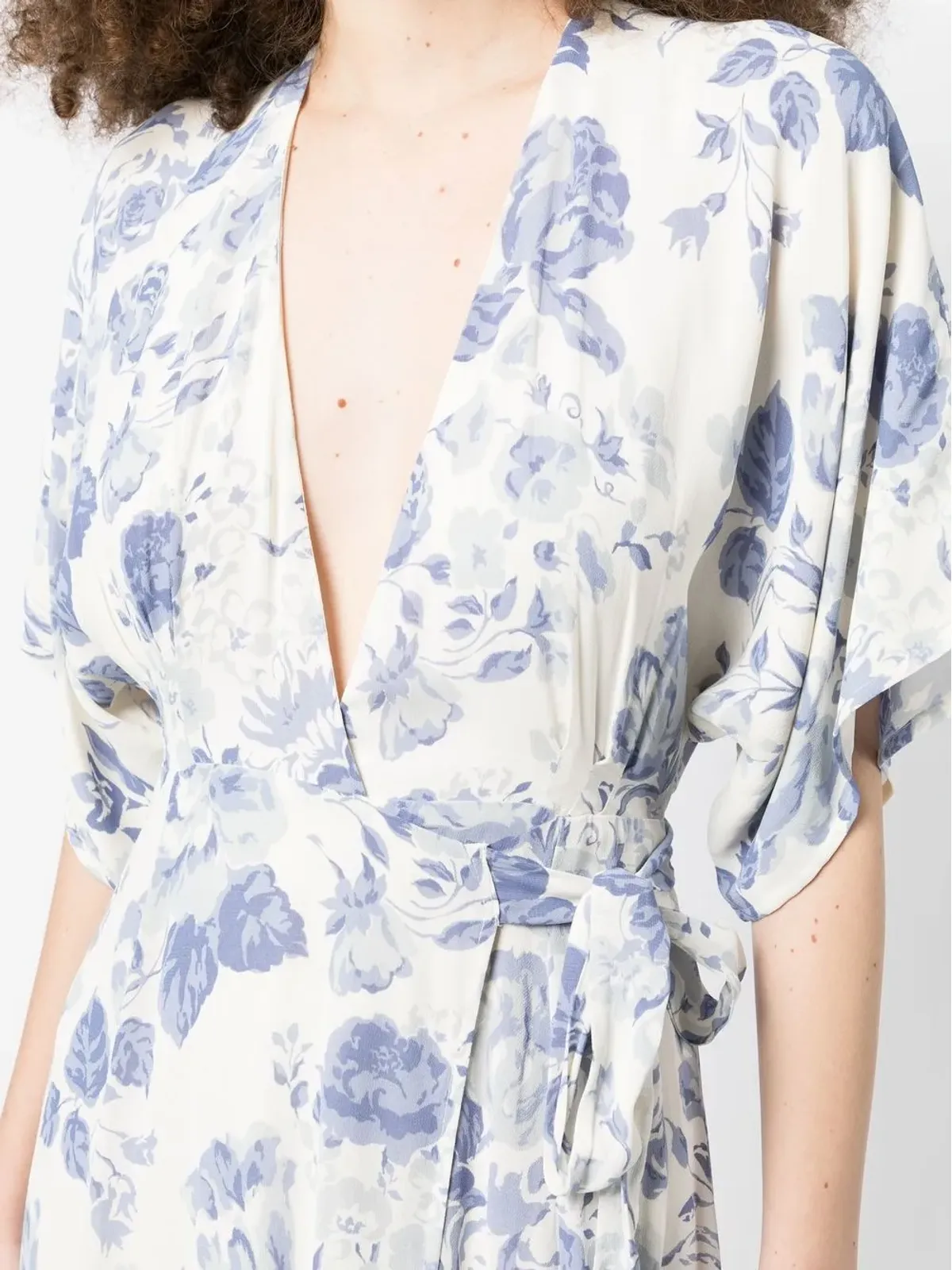 Reformation Winslowドレープラップドレス - White - 画像5