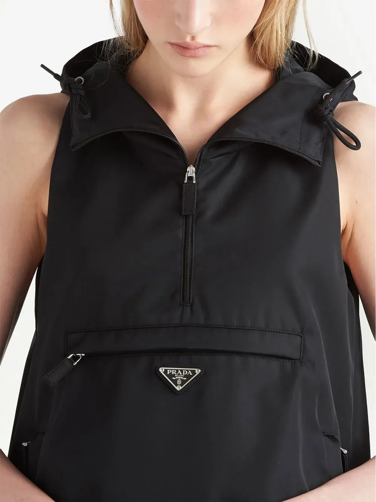 Prada トライアングルロゴ フード付きミニドレス - 画像4