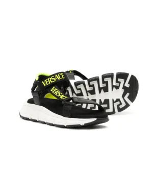 Versace Kids ロゴプリント・タッチストラップ・サンダル - サムネイル2