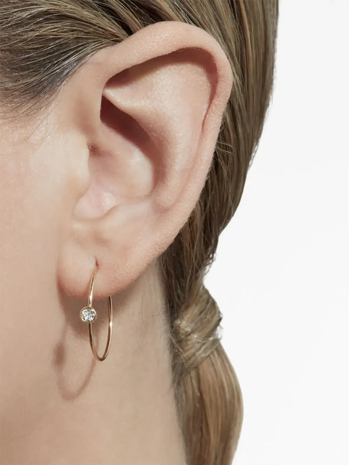 Shihara 18K イエローゴールド ダイヤモンド1石入り シングルフープピアス - 画像4