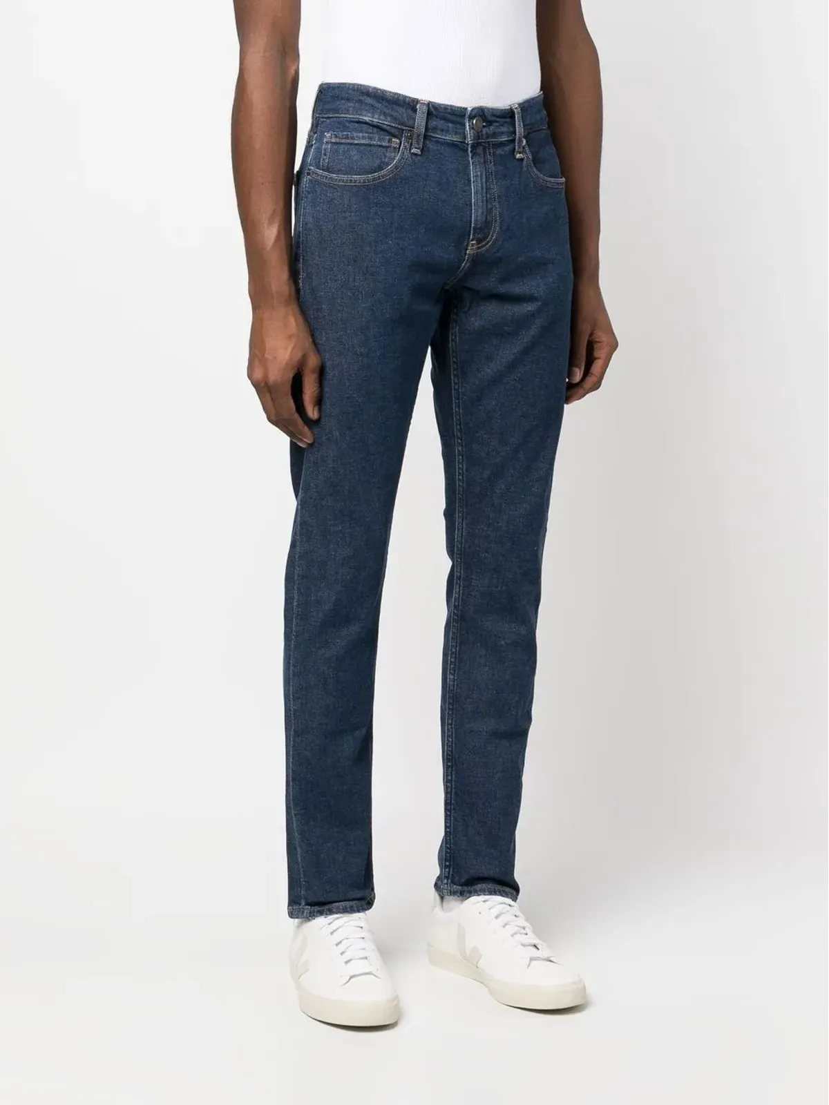 Calvin Klein ミッド・ライズ・スリムフィットジーンズ - 画像3