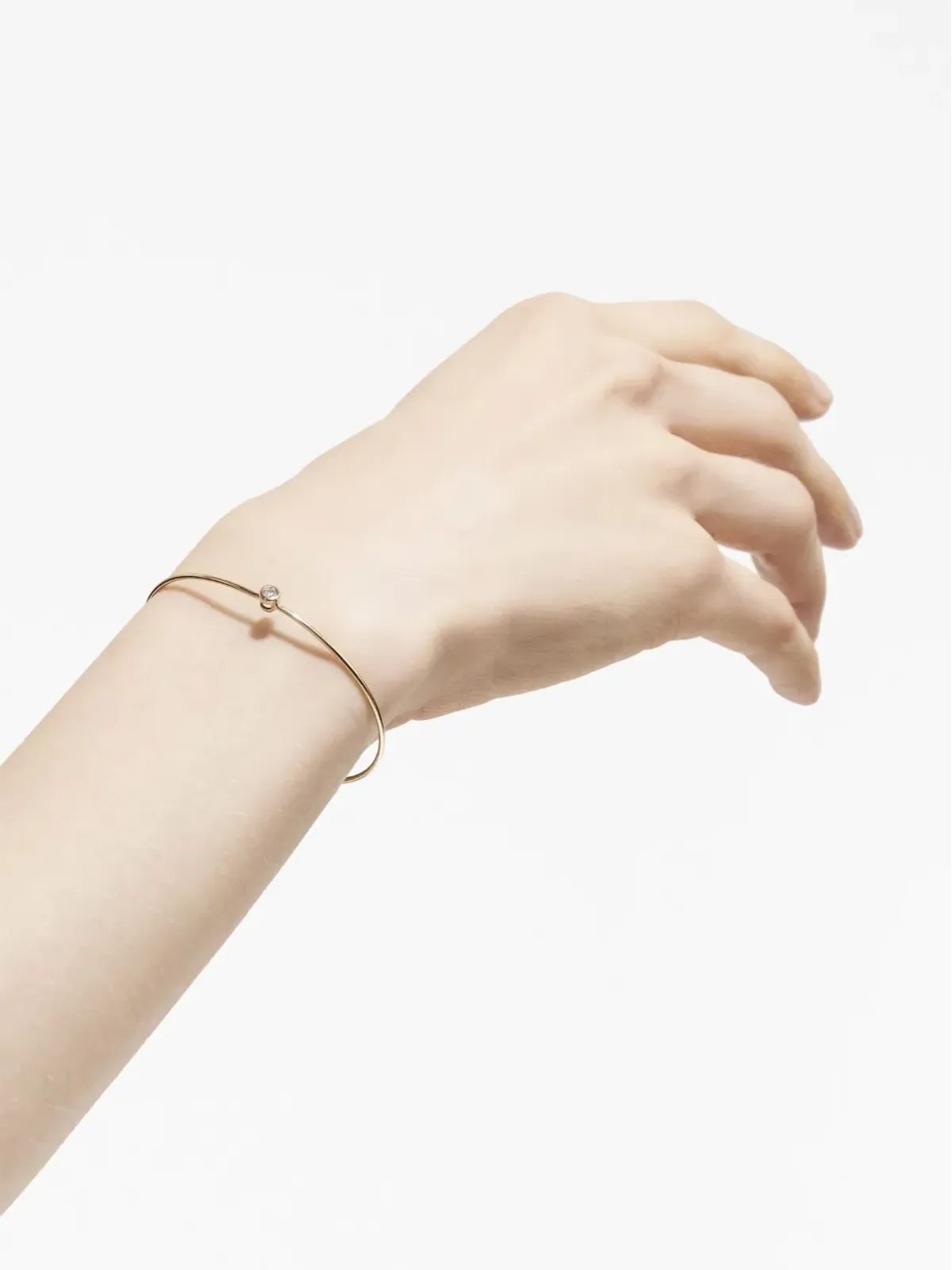 Shihara 18k イエローゴールド ワンストーン フープ バングル - 画像2
