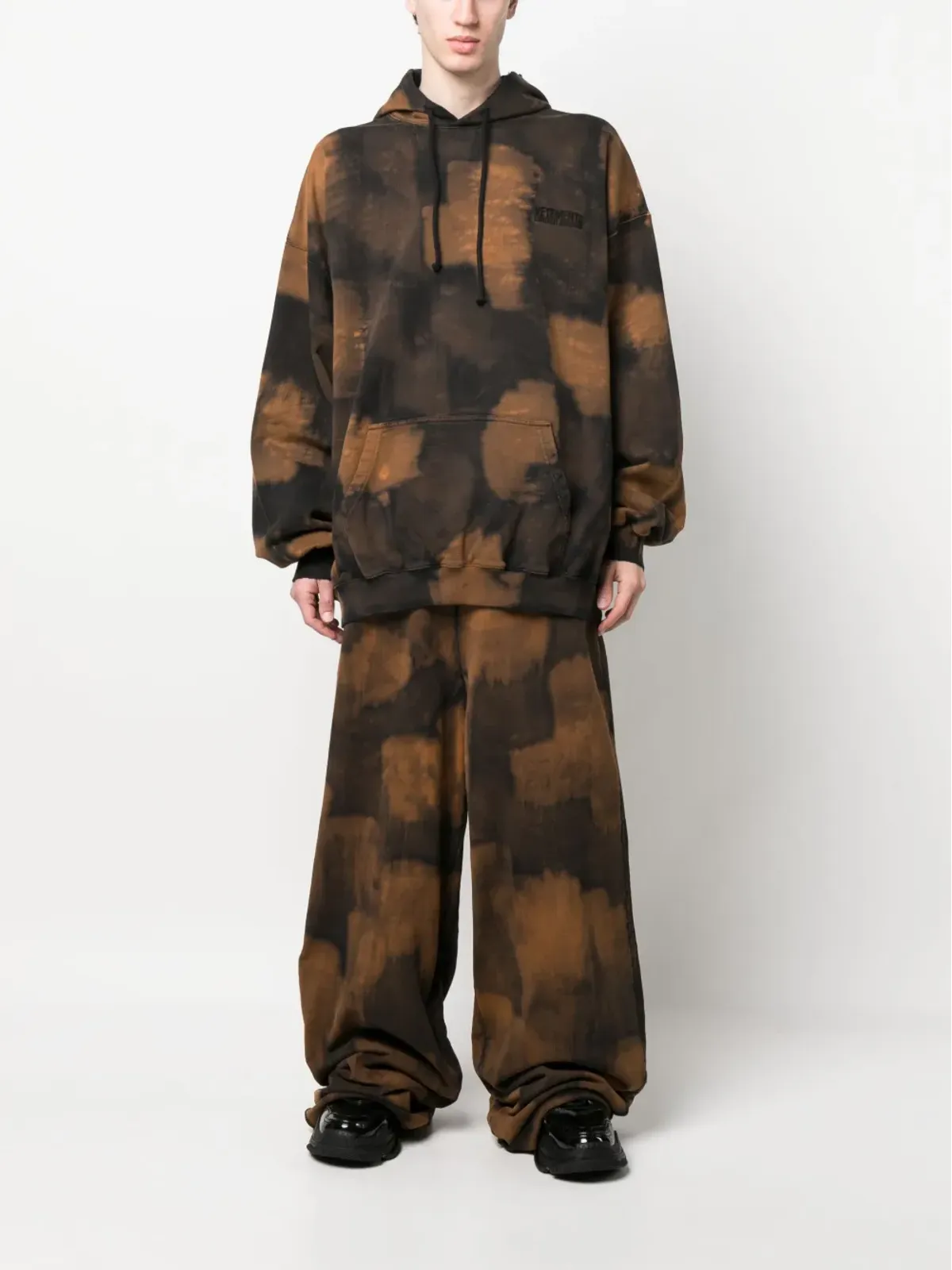 VETEMENTS オーバーブリーチドコットン フーディー - 画像2