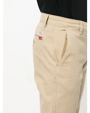 Levi's スリムフィット コットン チノパンツ ブラウン - サムネイル5