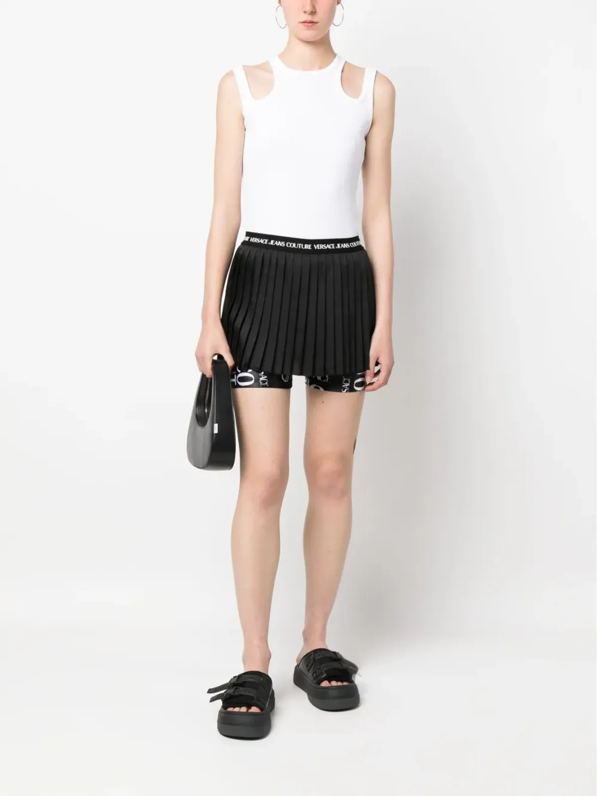 Versace Jeans Couture ロゴ入りウエストバンド付きプリーツスコーツ - 画像2