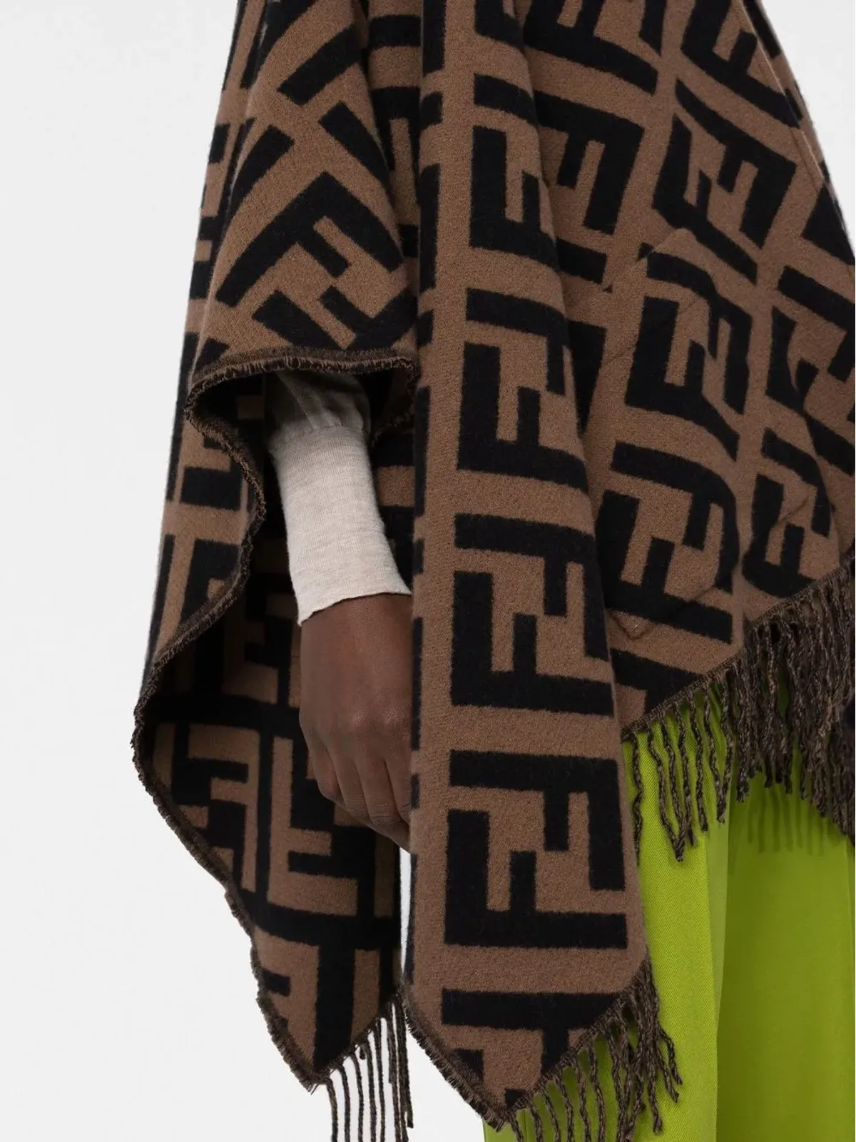 FENDI FFジャカード カシミア ポンチョ - 画像5