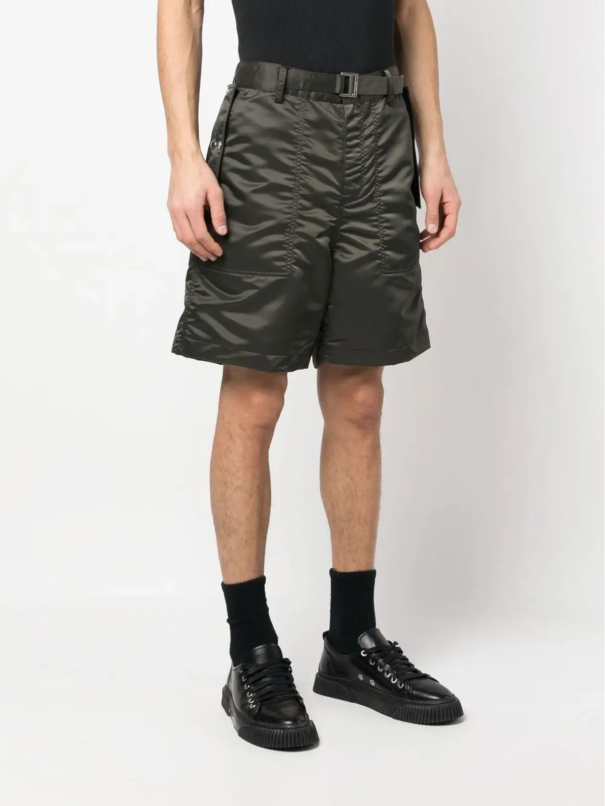 sacai バックル留め テーラードショーツ - グリーン - 画像3