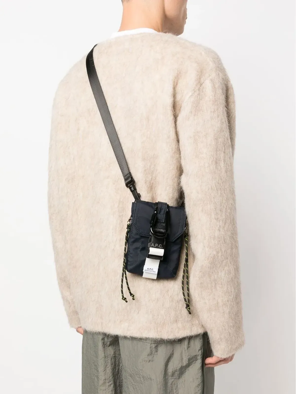 A.P.C. トレック メッセンジャーバッグ - 画像2