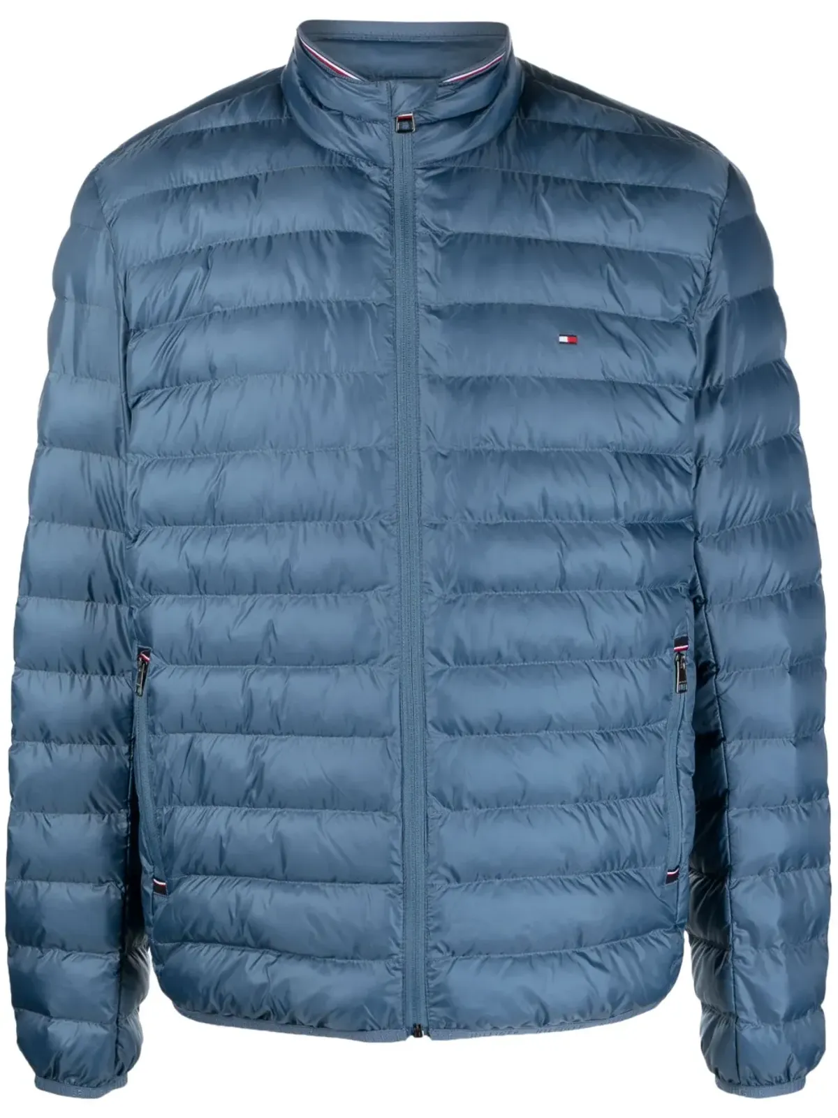 Tommy Hilfiger ロゴパッチ付きジップフロントのダウンジャケット - 画像1