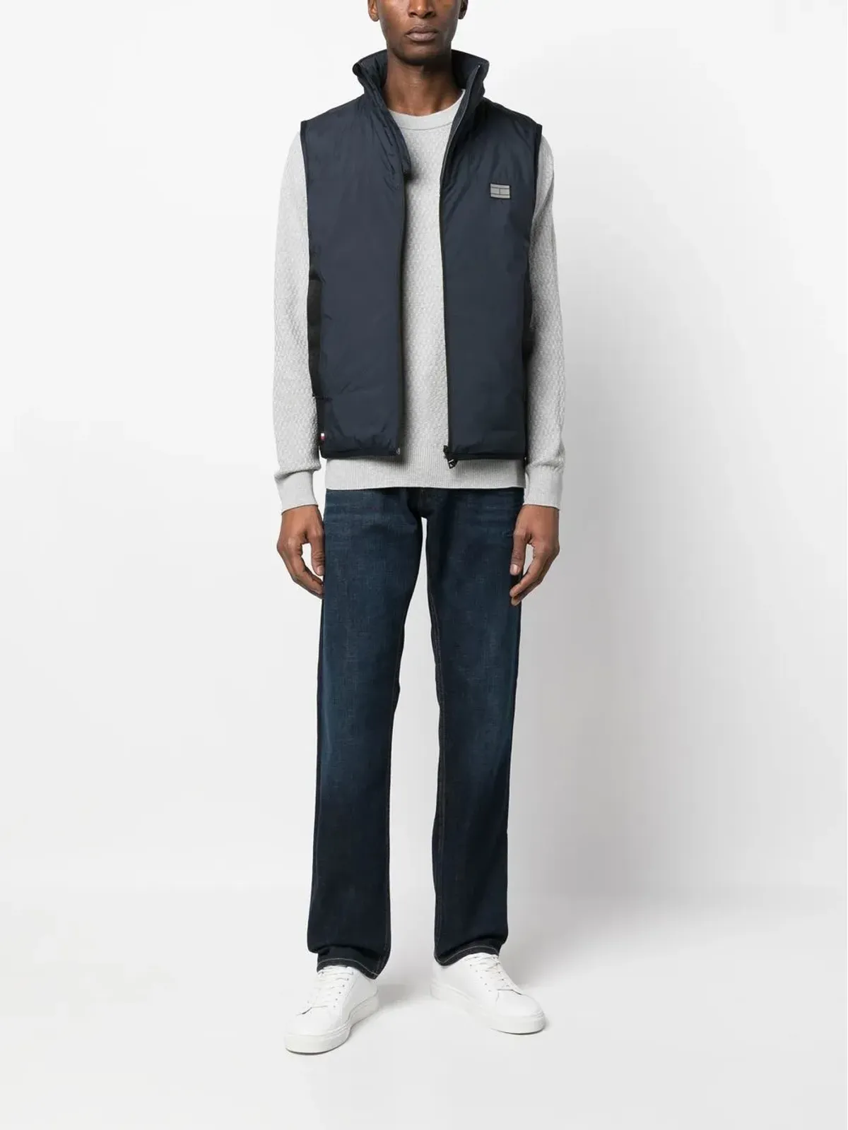 Tommy Hilfiger ハイネックパッド入りジレ - 画像2
