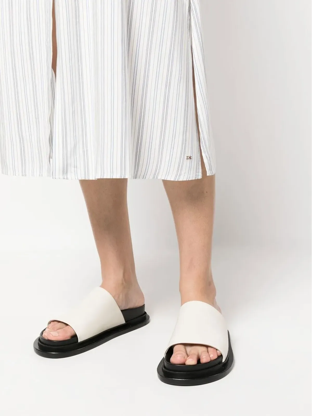 Tommy Hilfiger ストライプ柄ベルト付きドレス - 画像5