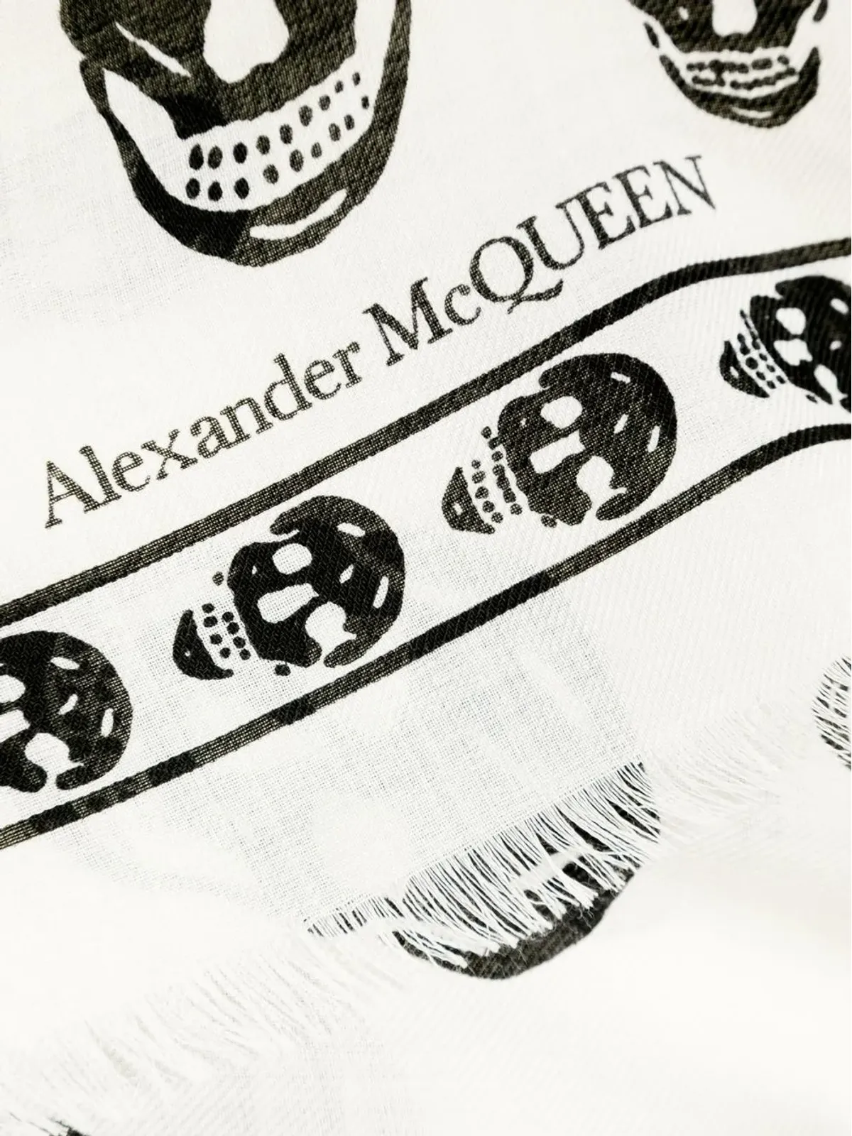 Alexander McQueen スカルプリントウールスカーフ - 画像3